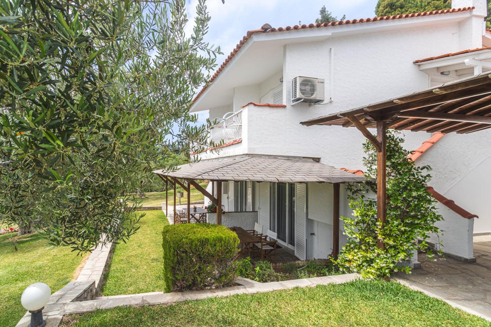 Tatil Evi Mola Kalyva Suites
