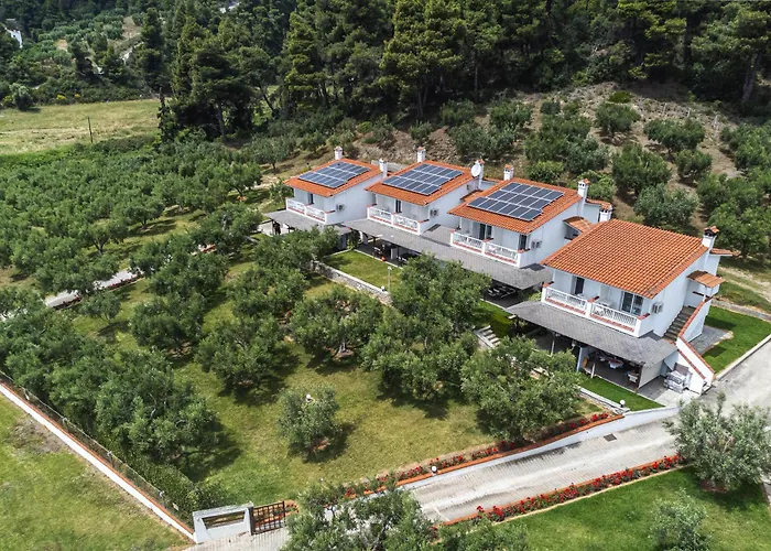 Mola Kalyva Suites