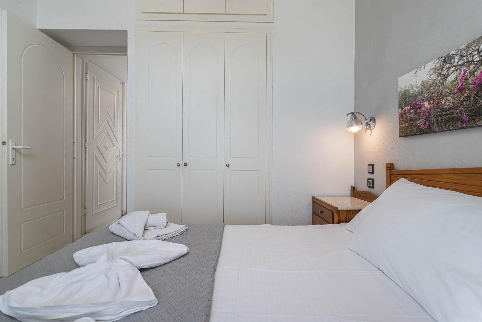 Mola Kalyva Suites Mola Kaliva