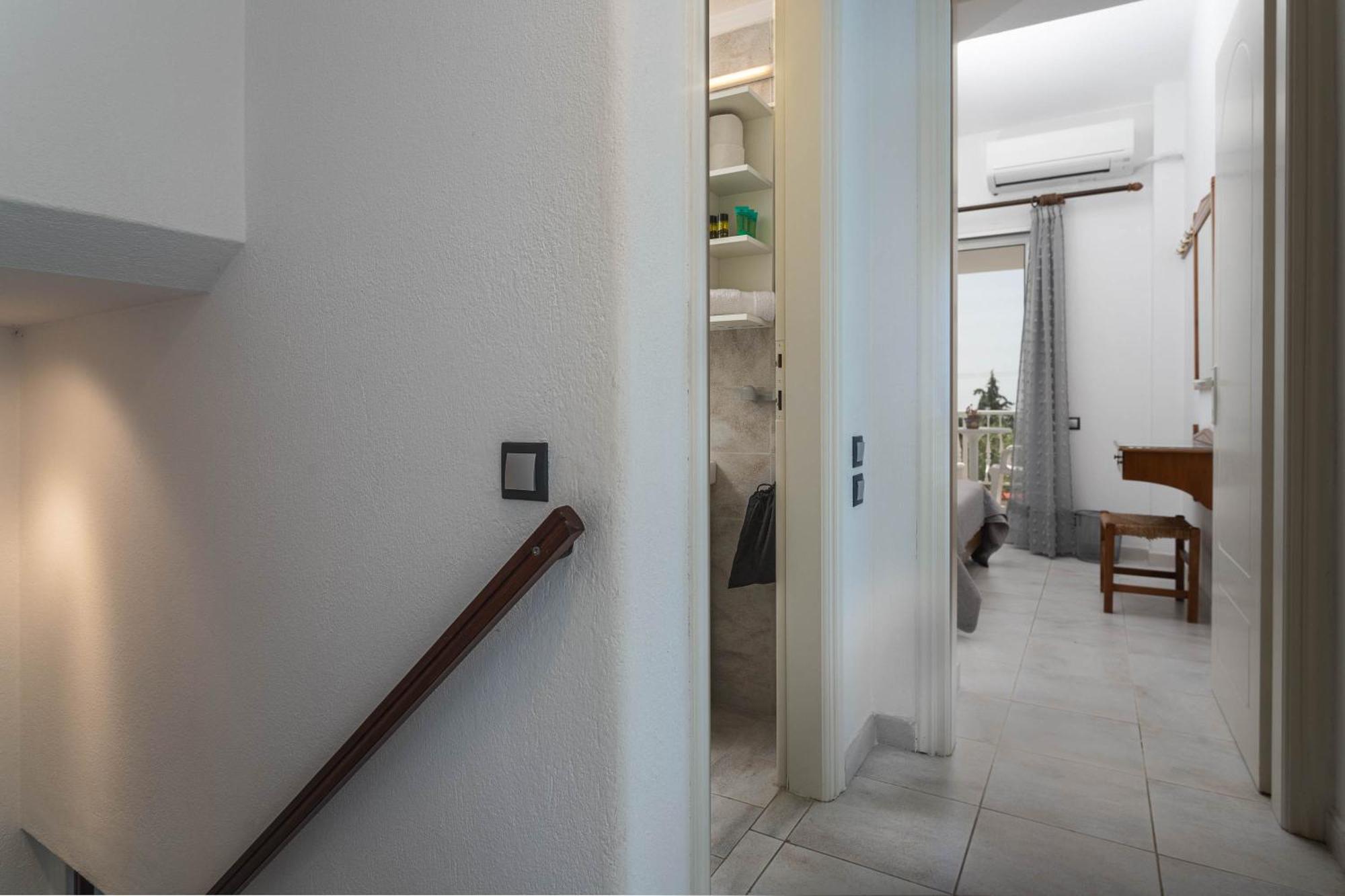 Ferienhaus Mola Kalyva Suites