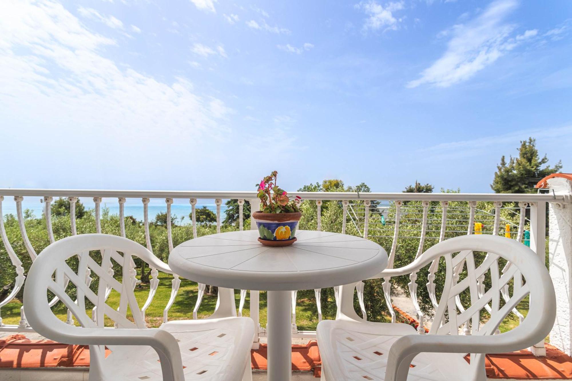 Mola Kalyva Suites * Mola Kaliva