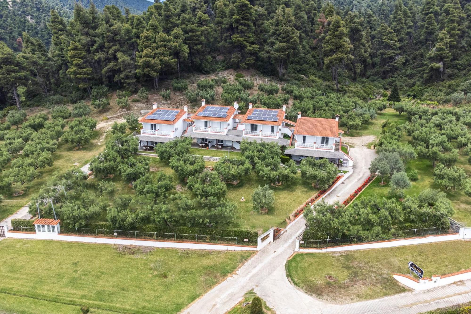 Mola Kalyva Suites Holiday home